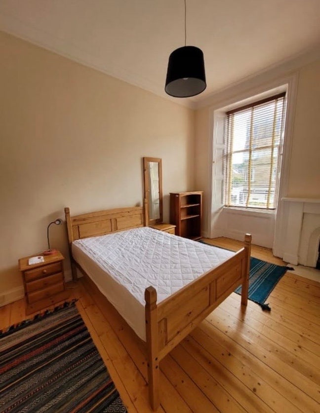 Room available in Marchmont Flat  Main Photo