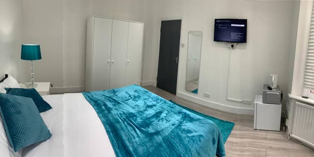  Ground Floor Two-Bedroom Self-Contained Apartment Main Photo