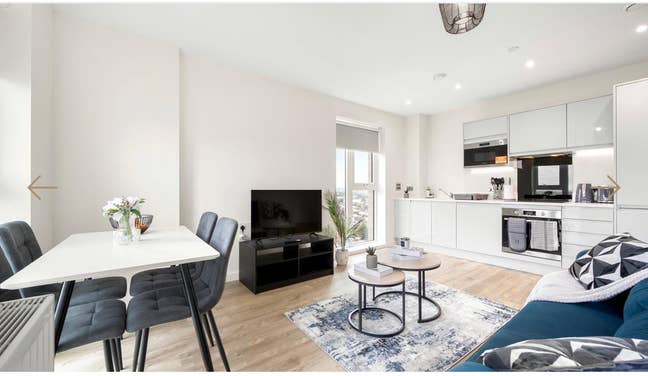 Modern Double Room | Bills Inc | Elizabeth Line Main Photo