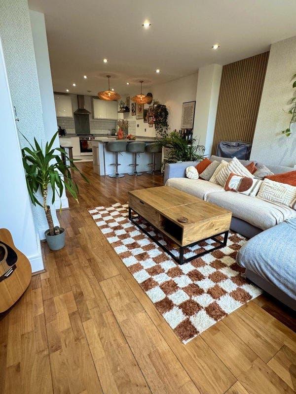 Short Term Double with Garden (Discounted Rate) Main Photo