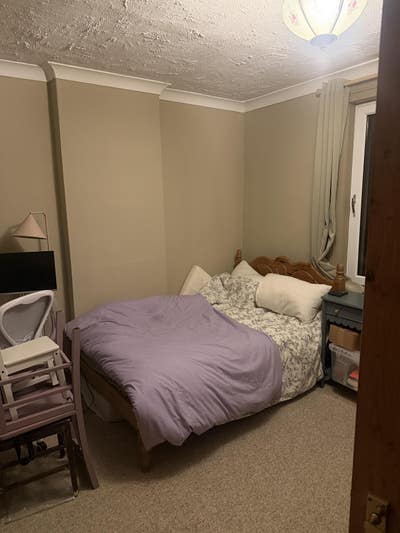 Room to rent in Glasgow - women only Main Photo
