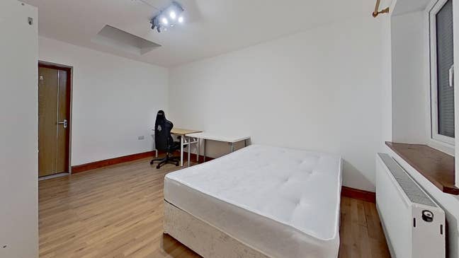 Spacious double rooms on the doorstep of Syon Park Main Photo