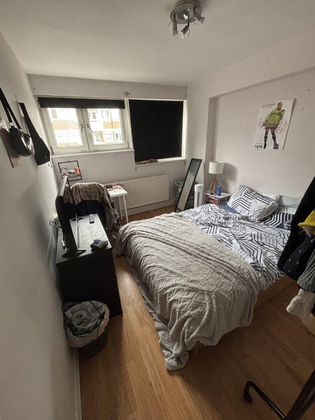 2 Week Sublet in Lovely Flat in Broadway Market!! Main Photo
