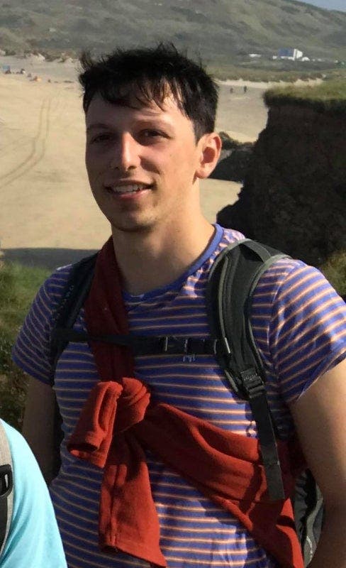 Hi, I'm Toby, I'm 25 and I'm about to move to... Main Photo