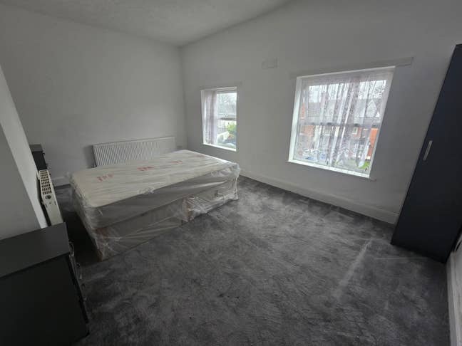 5 Bedroom HMO - All Bills Included - All Double Ro Main Photo