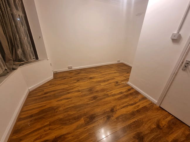 HMO - All Bills Included - Modern - Quite Main Photo