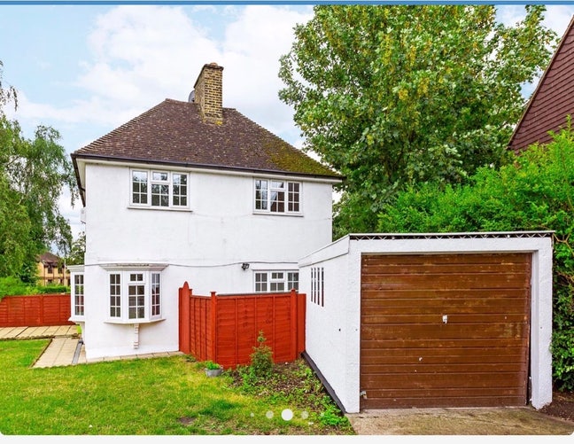 Double Room - Great travel links - Green Space Main Photo