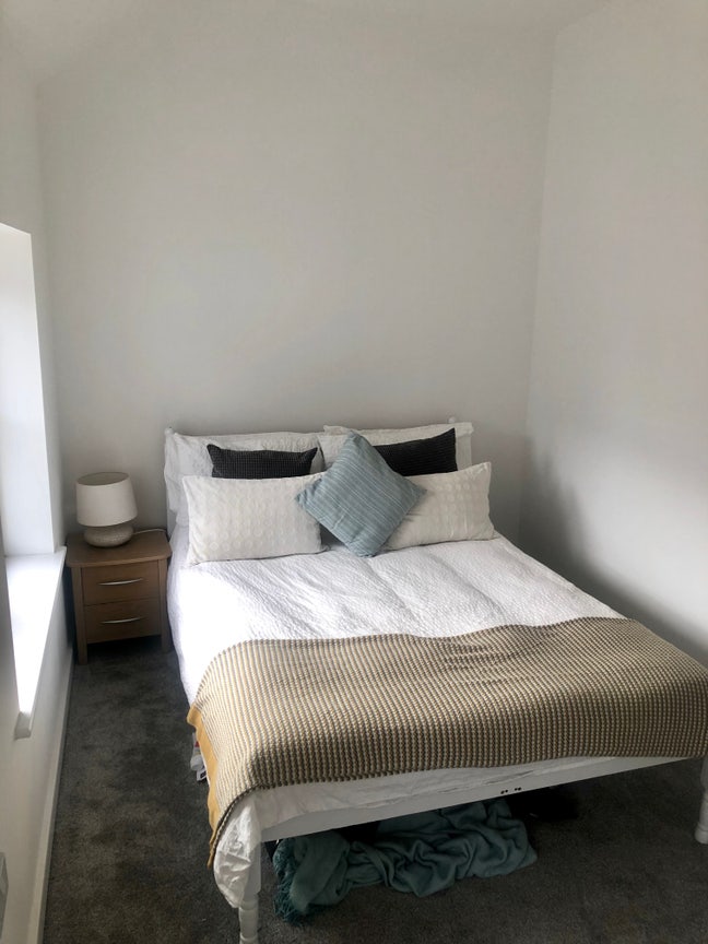 Double room in a sought after area Main Photo