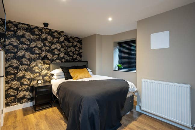 Double Ensuite Room in Quality Co-Living Main Photo