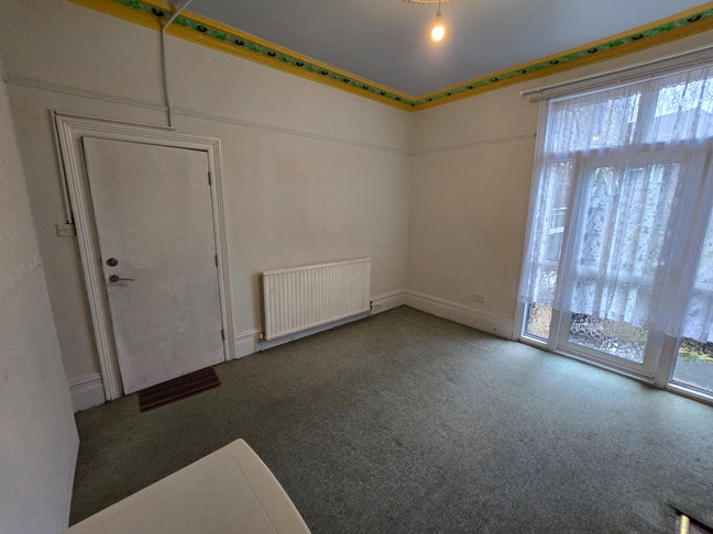 Massive Double Rooms All Bill Inc. Ref LANS Main Photo