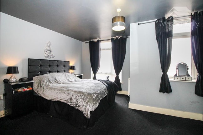 Double room, ensuite, furnished, sky sports.  Main Photo