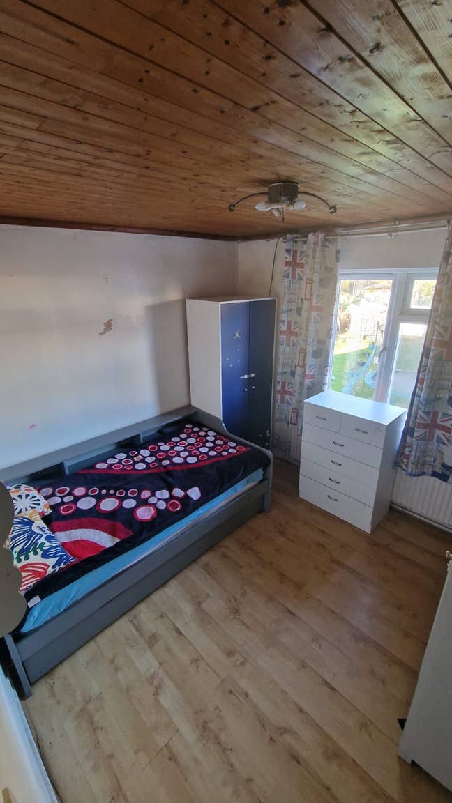 Single room available in NW7 – &pound;650/month (all bil Main Photo
