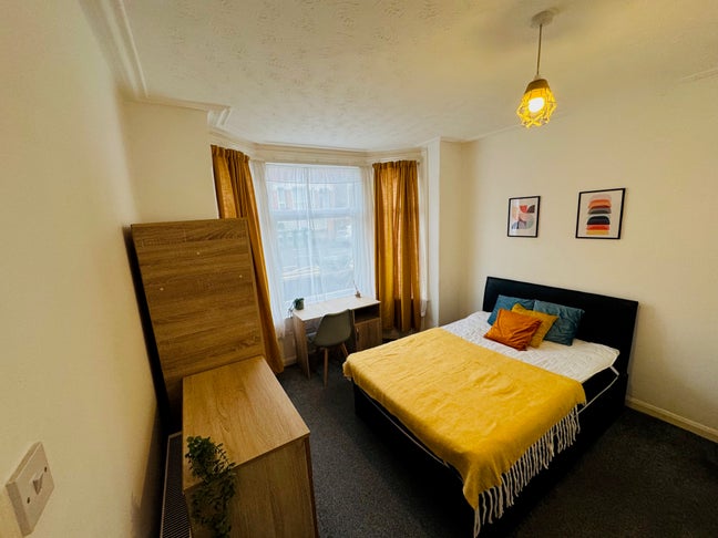 Beautiful Double Room with En-suite In Southampton Main Photo