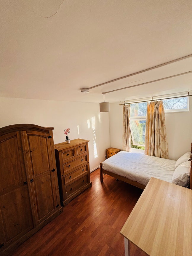 2 Rooms to Move-in Now 😼 Cute Rooms Main Photo