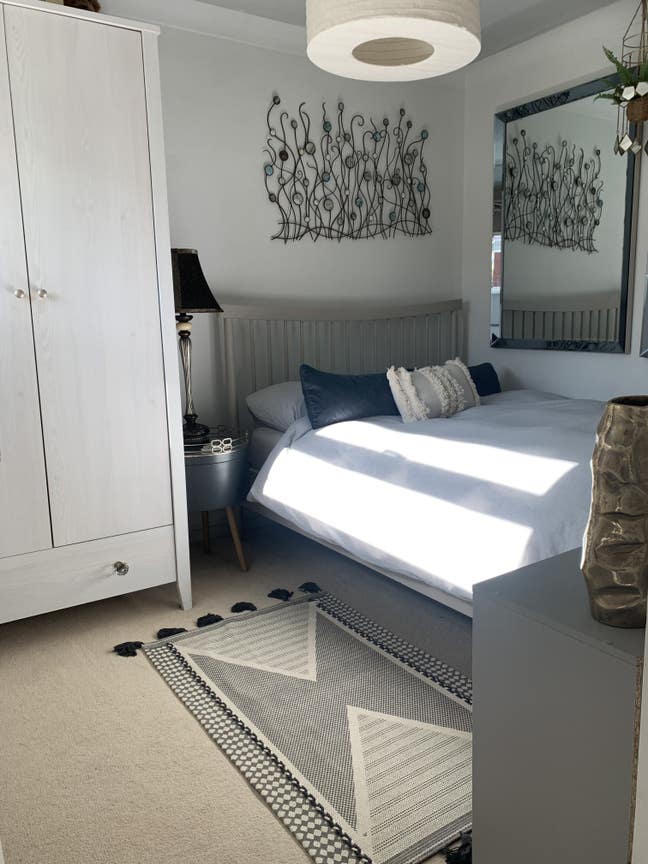 Clean and tidy home with a spare room Main Photo