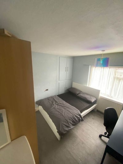 Double Room Available –UB8 3DH Main Photo
