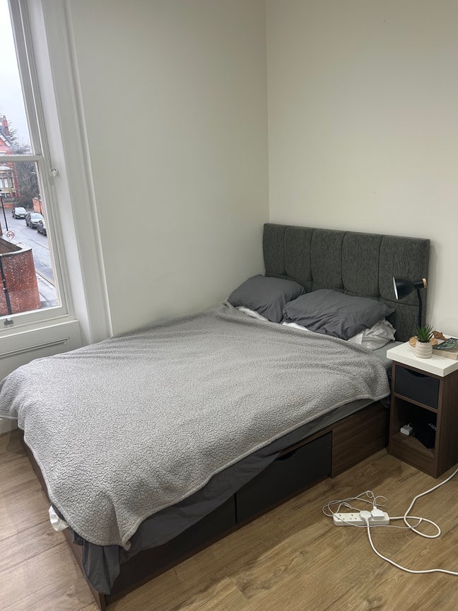 1 bed (double) flat in central Leeds  Main Photo