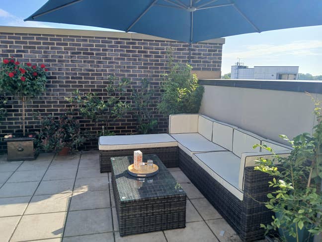 Bedroom in a modern maisonette 3 min walk to the u Main Photo