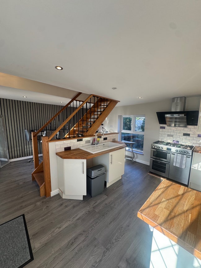 Rooms to let  Main Photo