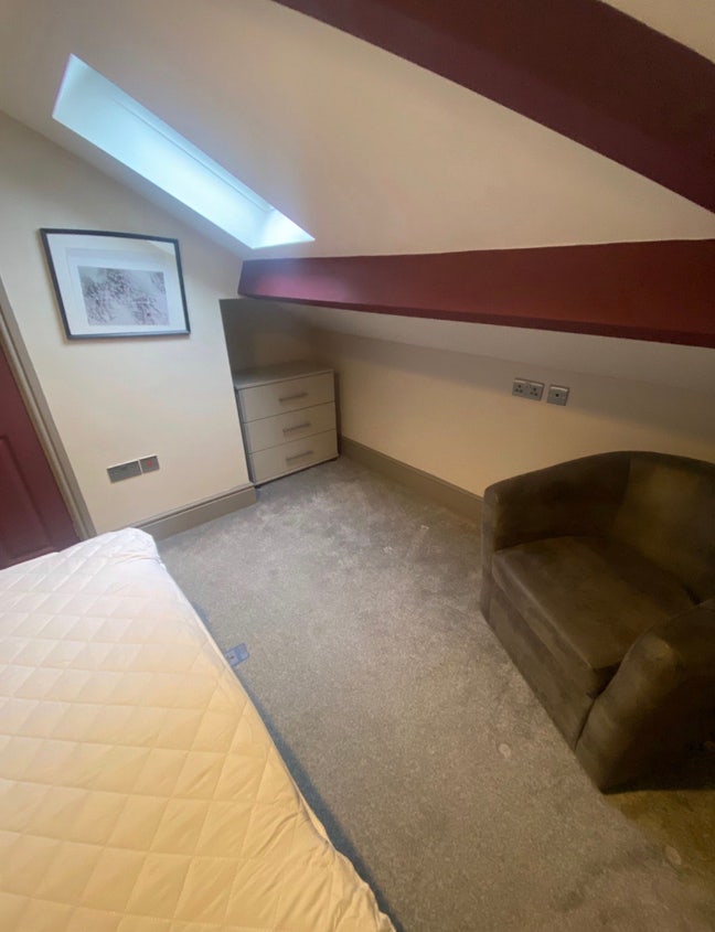 Popular near Pinderfields and city **zero deposit* Main Photo