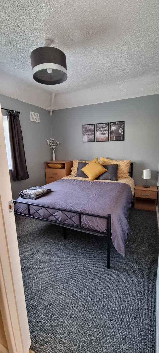 2 Double rooms available Main Photo