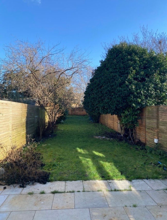 Beautiful rooms in large airy house Main Photo