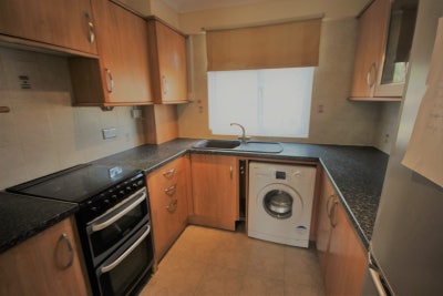 2-Bedroom Ground Floor Flat – Northolt (UB5) Main Photo