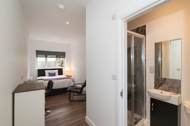 Premium Professional Living in Purley - *Ensuites* Main Photo