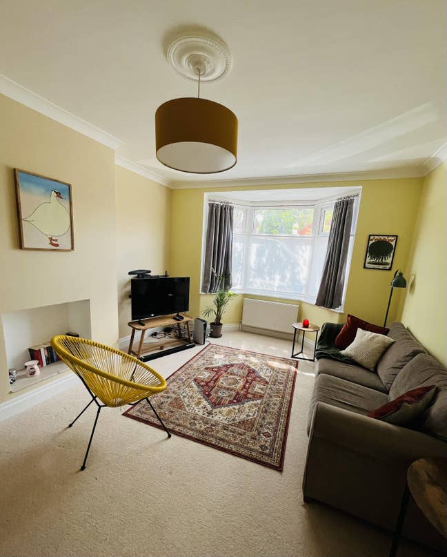 Bright Furnished Double Room in Levenshulme Home Main Photo