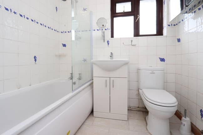 New Ensuite + Double Room- Canning Town Main Photo