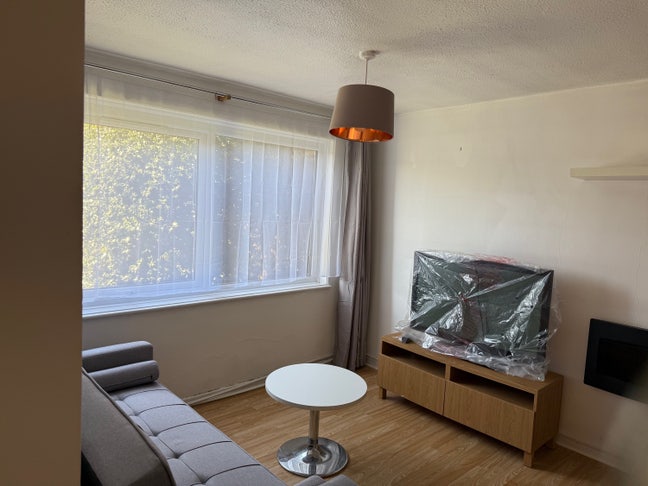 2 Bed Flat, Pinhoe Road, EX4 Main Photo