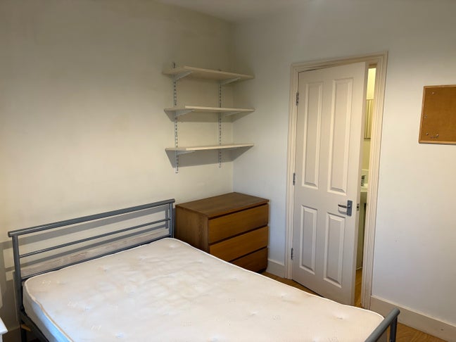 Ensuite Double Student room to let....3 - 6 months Main Photo