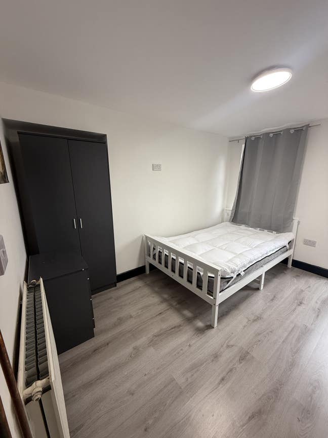 1-Bed Studio Private Garden - Available Now Main Photo