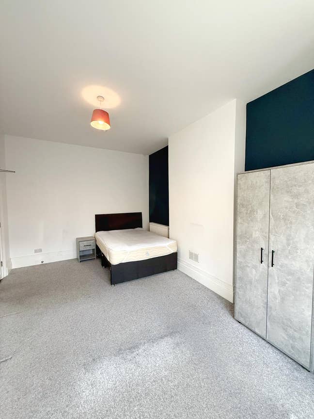 Spacious Double Room in Southsea Main Photo