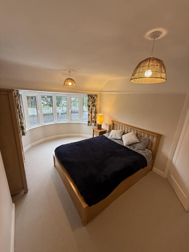 Furnished Spare Room – Ideal for Hospitals, Hea Main Photo