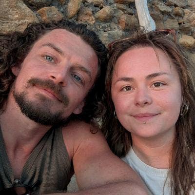 Couple looking for a warm, friendly houseshare :) Main Photo