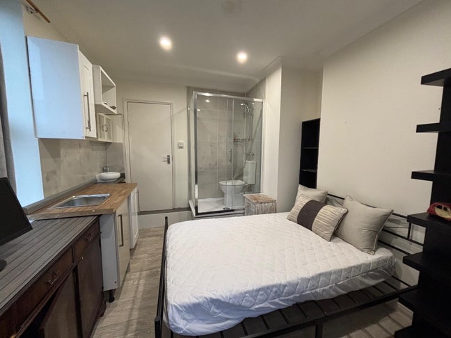 Studio west Hendon  Main Photo