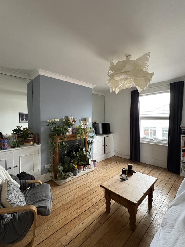 Double room available in lovely Balham flat Main Photo