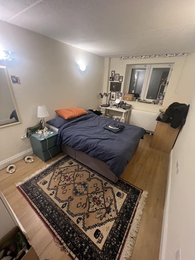 Cozy & clean flat share in battersea Main Photo
