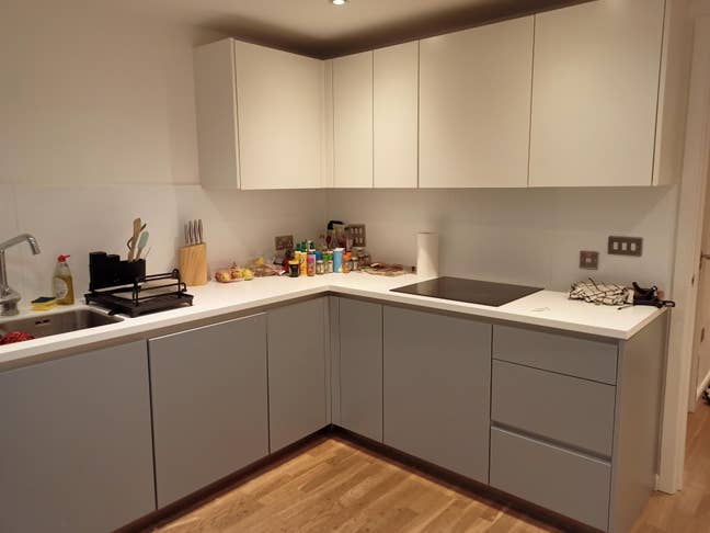 DBL bedroom (own bath)  in a central London flat Main Photo