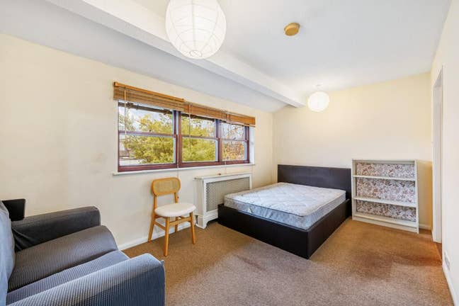 Studio in Spencer Mews  Main Photo