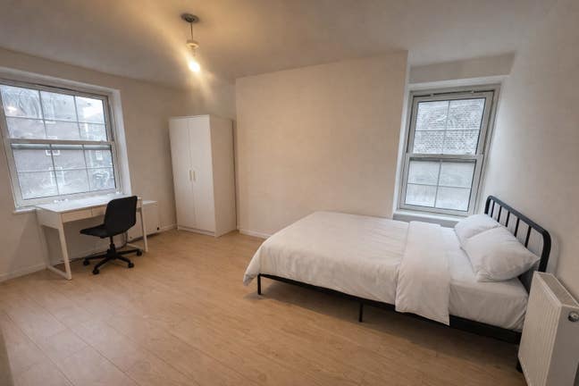 4x Newly Refurbished Rooms in Bow E3 3RH Main Photo