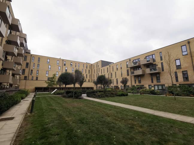 🌿 Cosy Ensuite Room in E1 . Fully Furnished  Main Photo