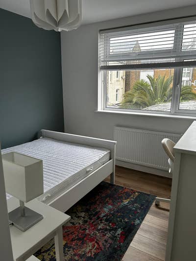 Modern Flat Share - Dover CT16 2 x Rooms Main Photo