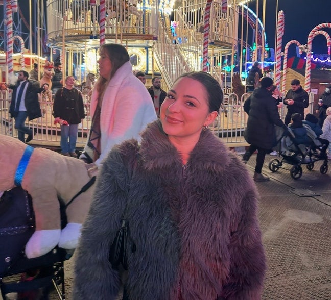 Hi! I’m Sophia, a 23 year old Australian wo... Main Photo