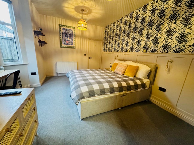 Premium En-Suite Room in Luton Main Photo