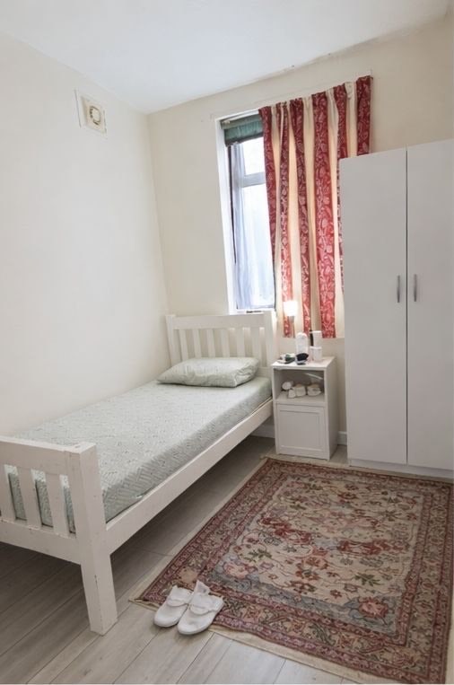 Single room  Main Photo