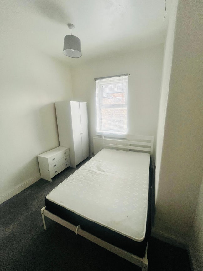 Large Double Furnished Rooms inc Bills M5 Salford Main Photo