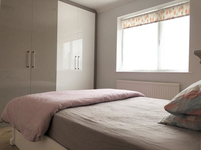 Sharing room available and well maintained  Main Photo