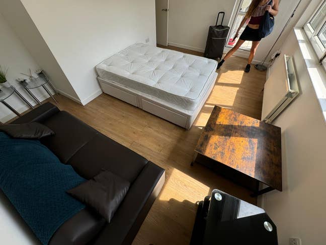 🌿 N1 Garden Room | Modern Professional Share |  Main Photo